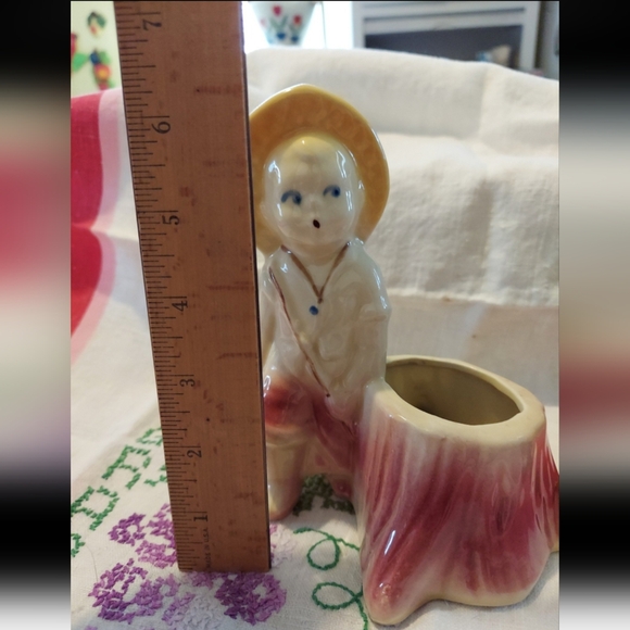 Shawnee Fishing Boy Planter/Vase - Picture 6 of 7